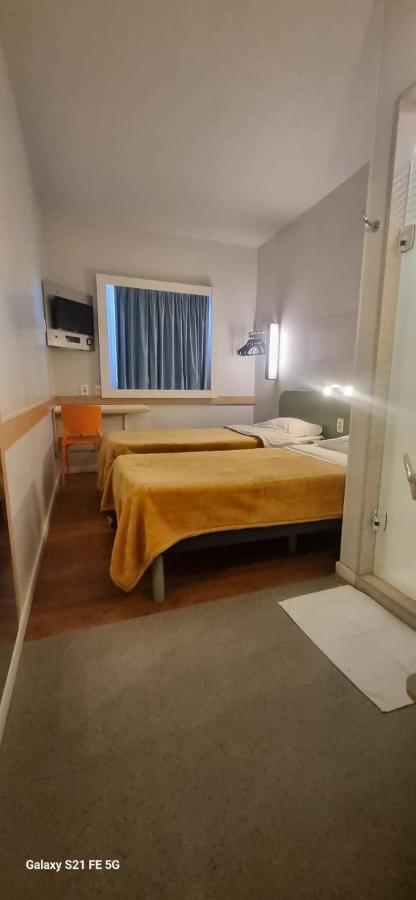 Ibis Budget Nao Me Toque Não Me Toques Екстериор снимка